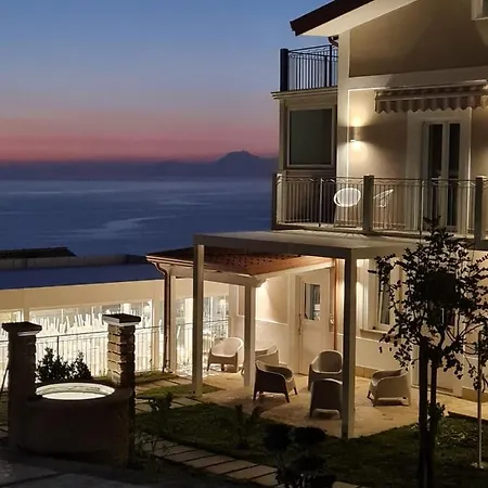 ゲストハウス Miramare Castellabate サンタ・マリア・ディ・カステッラバーテ