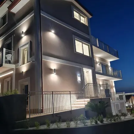 Miramare Castellabate ゲストハウス