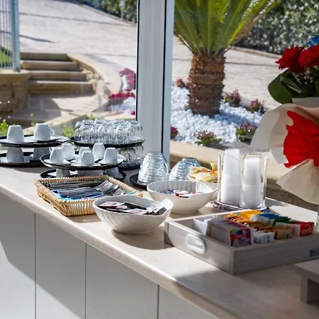 ゲストハウス Miramare Castellabate 4*