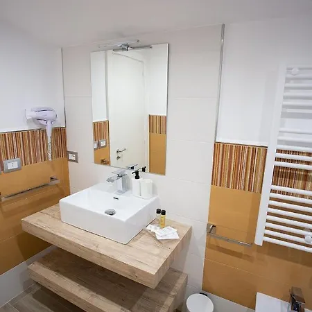 ゲストハウス Miramare Castellabate