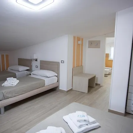 Miramare Castellabate サンタ・マリア・ディ・カステッラバーテ