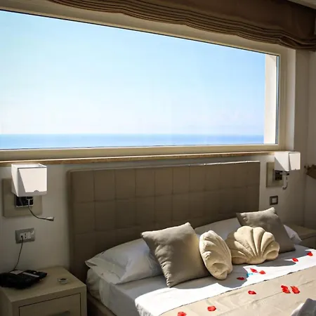 Miramare Castellabate ゲストハウス 4*